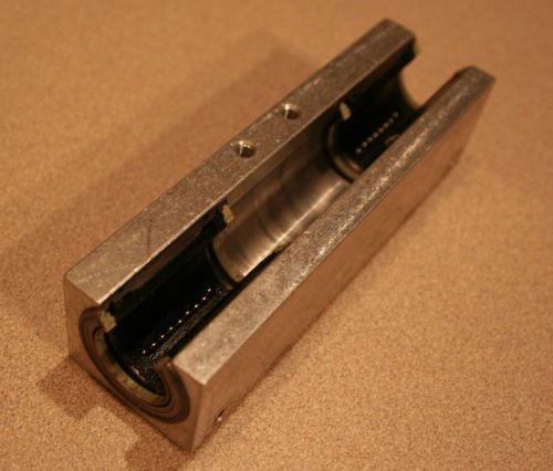 Pillow Block 5/8&#034; with 2 linear ball bearings in Diameter Used