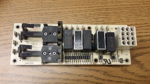18769 Carrier Bryant Payne Furnace Control Circuit Board HH84ZZ008 1074-83-3A