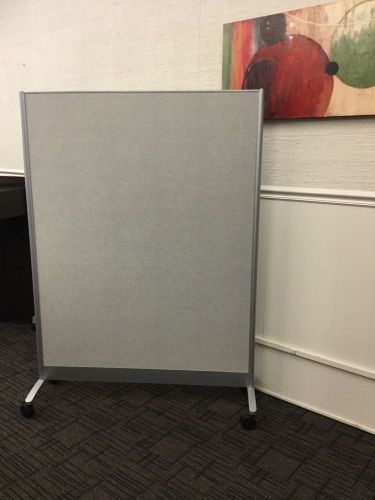 STEELCASE SYSTEMS MOBILE PANELS PRIVACY SCREEN NWT 48&#034;W X 66&#034;H