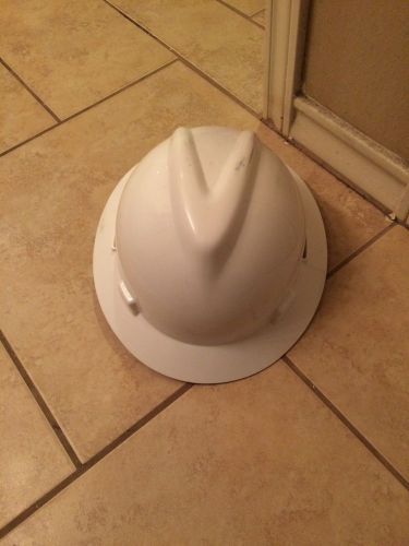 Msa v-gard  slotted full brim protective hard hat with gas-trac suspension med for sale