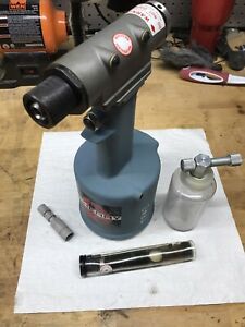 Cherry G784 Double Action Hydraulic RIVET GUN With Accessories