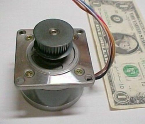 Sanyo 1.1A Stepping Step Motors 1.8 Degree 103-775 With Shaft Pulley NEW Surplus