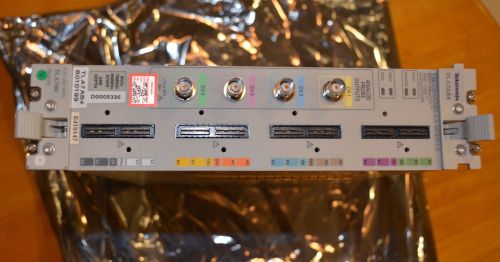 **excellent** tektronix tla 7ab4 136-ch 64mb 8ghz sampling 450mhz state speed for sale