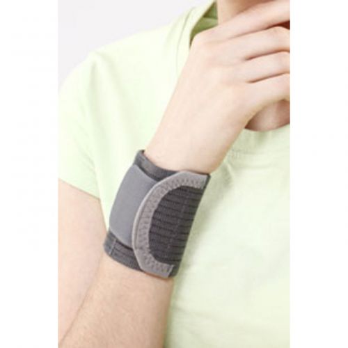 Tynor wrist band brace wrist arm support with double lock - medium @ martwaves for sale