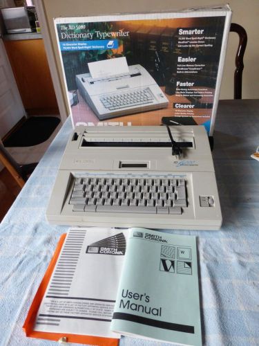 Smith Corona XD-5000 Dictionary Typewriter, in Box, Works Well!