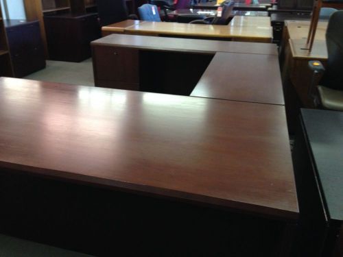 ***EXECUTIVE U-SHAPE DESK in CHERRY COLOR WOOD by HAWORTH OFFICE FURNITURE***