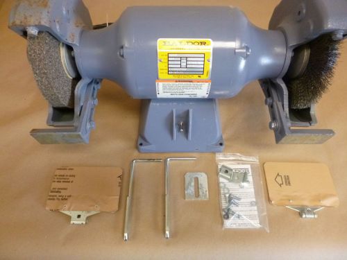 Baldor 3/4 hp. 8 inch bench grinder 8250w , single phase 115 / 230 volt ac for sale