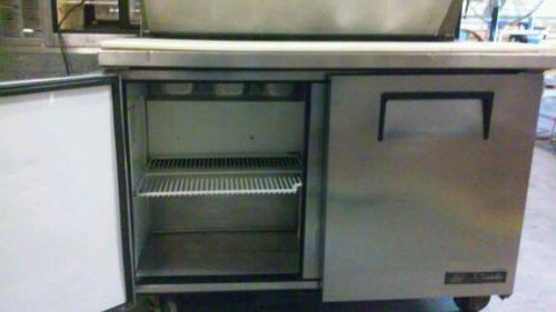 Used Restaurant Equipment - Refrigerated Sandwich Unit - TRUE - TSSU-48-12