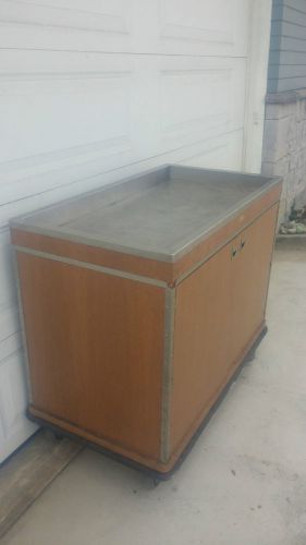 FORBES SERVICE CART STAINLESS STEEL TUB TOP WITH CASTERS TORAGE BELOW MECHANIC&#039;S
