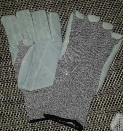 2 pairs gloves protective &#034;cropper strong&#034; spilkovye pad resistant to cuts for sale