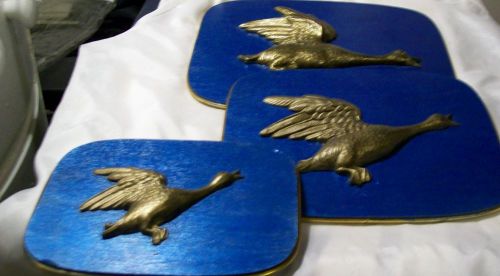 Set of 3 lot Bar kitchen home GEESE PLAQUES signs wall decor used old vintage