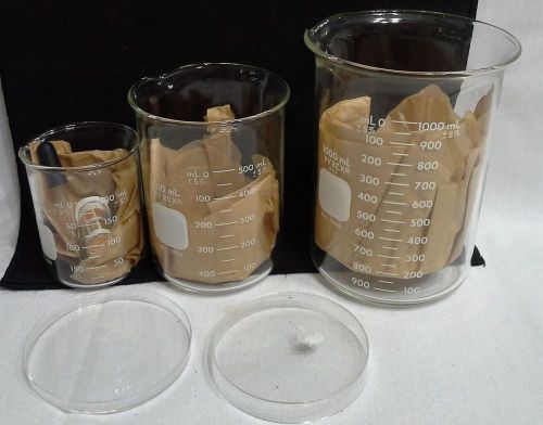 3 Pyrex Glass Beakers All Different Sizes