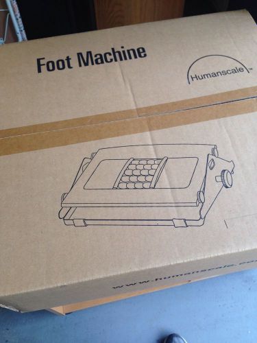 NEW Humanscale FM 300 Foot Machine Footrest natural FREE SHIPPING