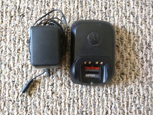 Mototrbo WPLN4226A Battery Charger