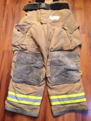 Firefighter pbi gold bunker/turn out gear globe g extreme used 36w x 30l 05 susp for sale