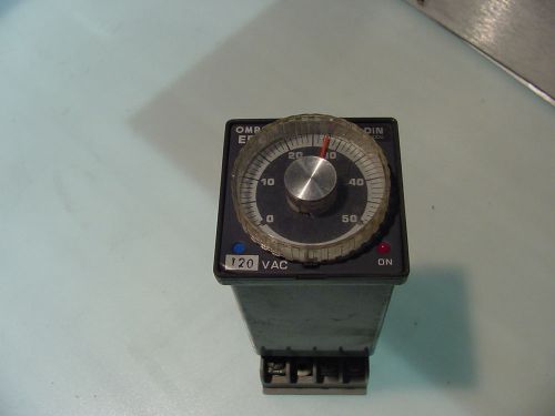OMRON E5C-4PTDIN Temperature Controller with mating connector