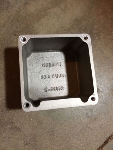 1 Hubbell D-55072 36.5 Cu In Aluminum Box New