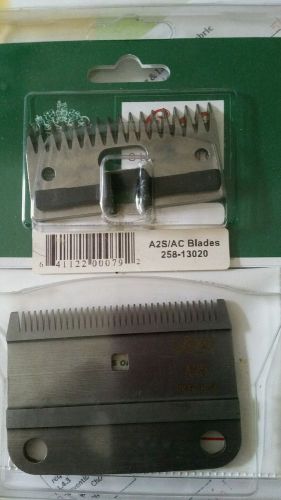 Lister Shearing A2S/AC comb and cutter set Blades 258-13020 NEVER OPENED