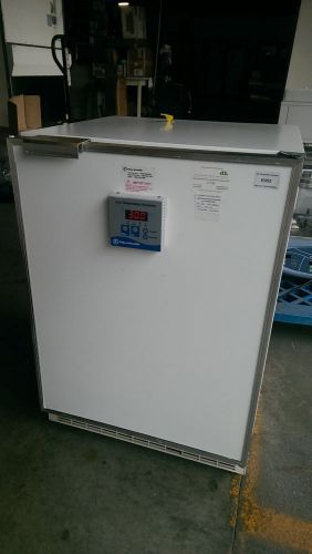 Fisher Scientific 11-688-10 (51200301) Water-Jacket Large Capacity CO2 Incubator