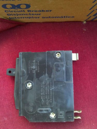 Square d circuit breaker 20a 120v type qo220  new for sale