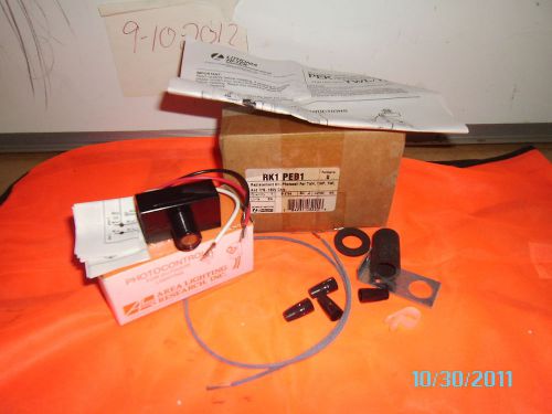 Lithonia hi-tek photocell kit for field insta. #rk1peb1 packaging u    1026 for sale