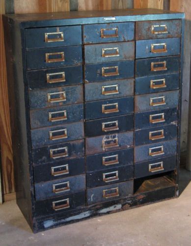 Vintage Steelmaster Metal File Cabinet Apothecary Jewelry Art Chest 30 Drawers
