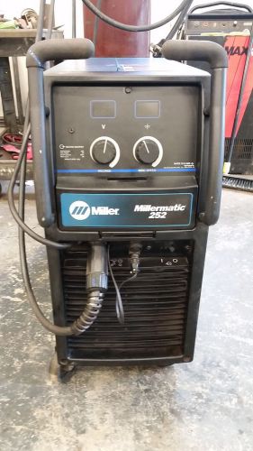 Miller Millermatic 252 MIG Welder Complete Package - 907321