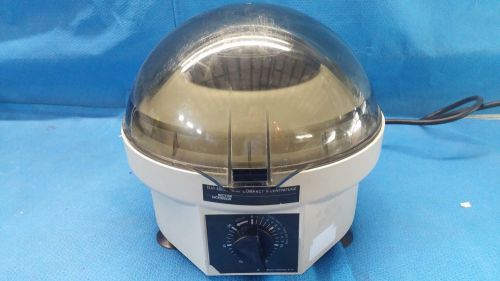 Becton-Dickinson Clay Adams 420225 Compact II TableTop Lab/Analytical Centrifuge
