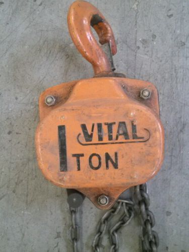Vital 1 Ton Chain Hoist 10&#039; Lenth on Lift Chain (Inv.#3270222)