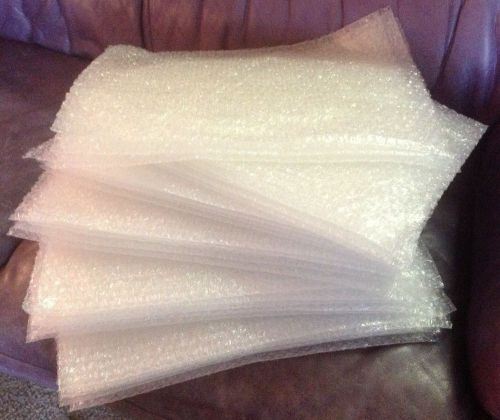 28 --- 16&#034; by 11.5&#034; CLEAR BUBBLE BAGS - UNIQUE - HOLE IN MIDDLE