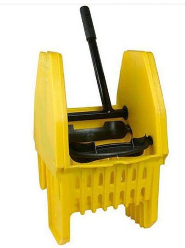 Rubbermaid 7575-00 mop wringer, down press, 32 oz., yellow for sale