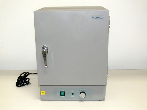 VWR Shel Lab 1500E Bench Top Laboratory Oven / Incubator  5-70 ?C  w/ Shelves