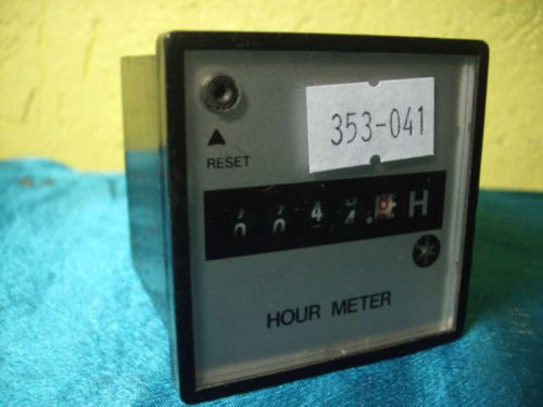 National TH2345 Hour Meter