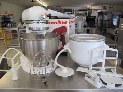 KITCHEN AID 4 1/2 QUART MIXER WITH MIXING AND ICE CREAM MAKING ATTACHMENTS