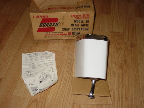 VINTAGE U.S. Boraxo Model 36 white metal soap dispenser