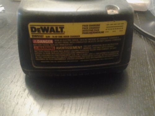 Dewalt 14.4 battery One Hour Battery Charger DW9107