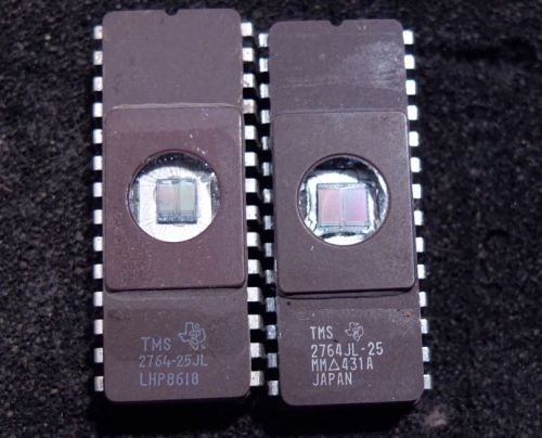 (2) Texas Instruments TMS2764-25JL Eproms