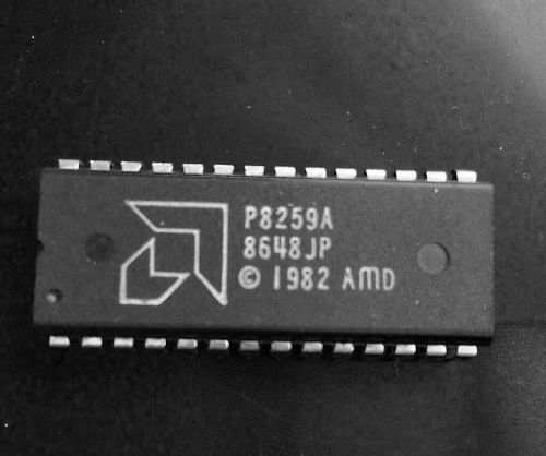 AMD P8259A 28-PIN DIP PROG INTERRUPT Vintage