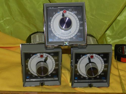 Eagle Signal HP55A6 LOT OF 3 Cycl-flex TIMER 0 - 30 min Used as is