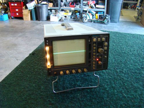 Tektronix 1740 Waveform Vector Monitor Television Test