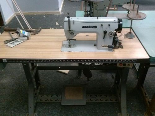 Tacsew T 20 U Zig Zag Industrial Sewing Machine &amp; Table.
