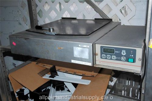 Kuhner Tray Vortexer Mixer Shaker