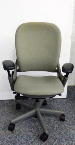 STEELCASE LEAP CHAIR GREY PRE-OWNED