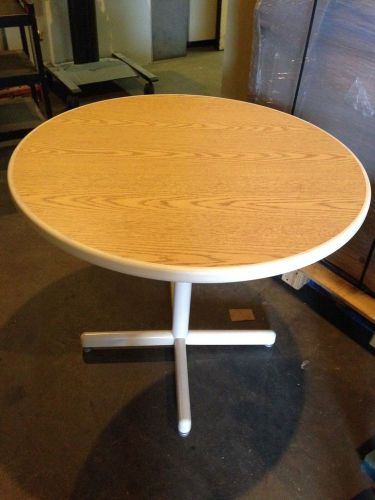 ROUND CONFERENCE TABLE by HAWORTH OFFICE FURN w/ LT OAK COLOR LAMIN TOP 36&#034;D