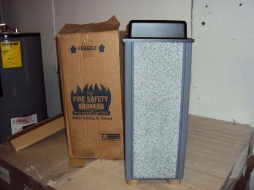 Sanburn r40 ash/trash  receptacle with removable top sug list $242 for sale