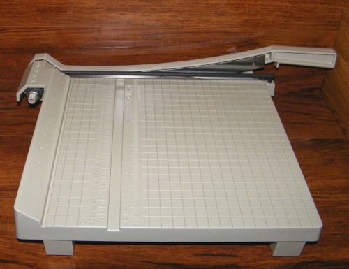 Genuine X-Acto Large Lightweight Paper Cutter 12&#034;x12&#034; Cutting Surface (Plastic)