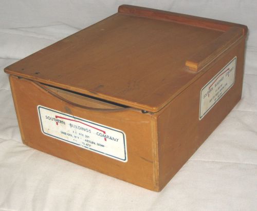 13.5&#034; SOUTHERN BUILDINGS COMPANY WOOD HINGED INVOICE BOX