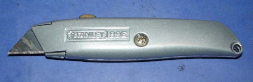 STANLEY 99 E BOX CUTTING TOOL WITH 3 BLADES.