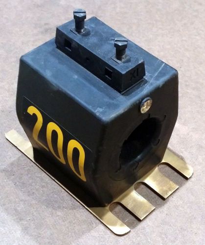 Westinghouse (7524a83g04) type csf 200:5 current transformer for sale