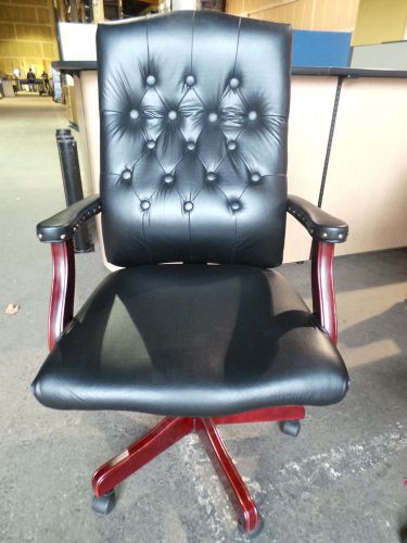 tradional office chair